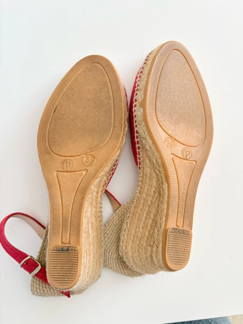 Toni Pons Caldes Red Espadrille Wedges in Jute with Buckle